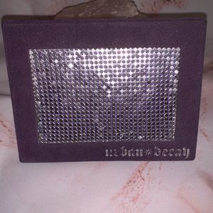 Urban Decay Deluxe Eyeshadow Box